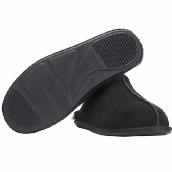 SALE Kirkland Signature Men’s Black Shearling Scuff Slipper NEW in Box - Picture 6 of 8